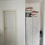 Mela *